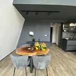 וילה Olympic Oasis *